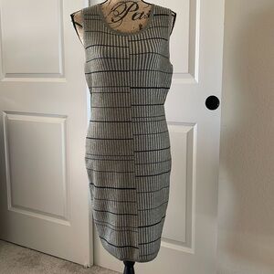 Guess Fitted Sleeveless Dress. XL